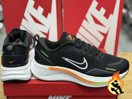 اسود برتقالي