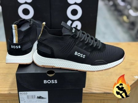 اسود لامع ابيض